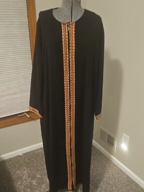 Al Karam Gold And Black Abaya